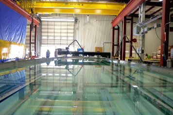 Water jet machining center under two 20-ton cranes.
